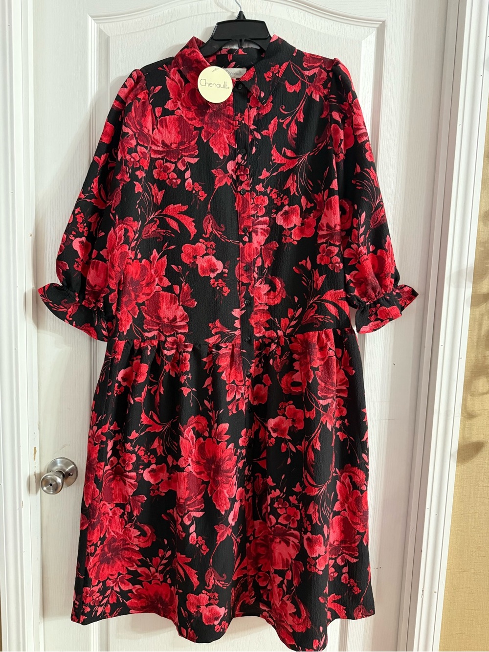 Chenault Women’s Red Black Floral Dress NWT Sz L. SP-98